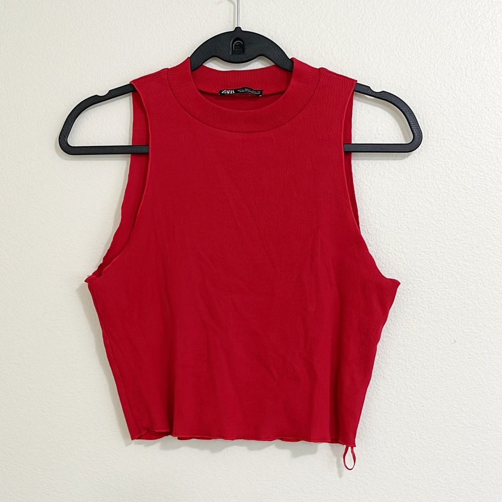 🤍 Zara high neck crop top
